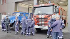 Пожарникари и спасители от синдикат Огнеборец се събраха на протест