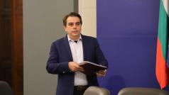 Финансовият министър Асен Василев допуска увеличаване на заплатите на полицаите