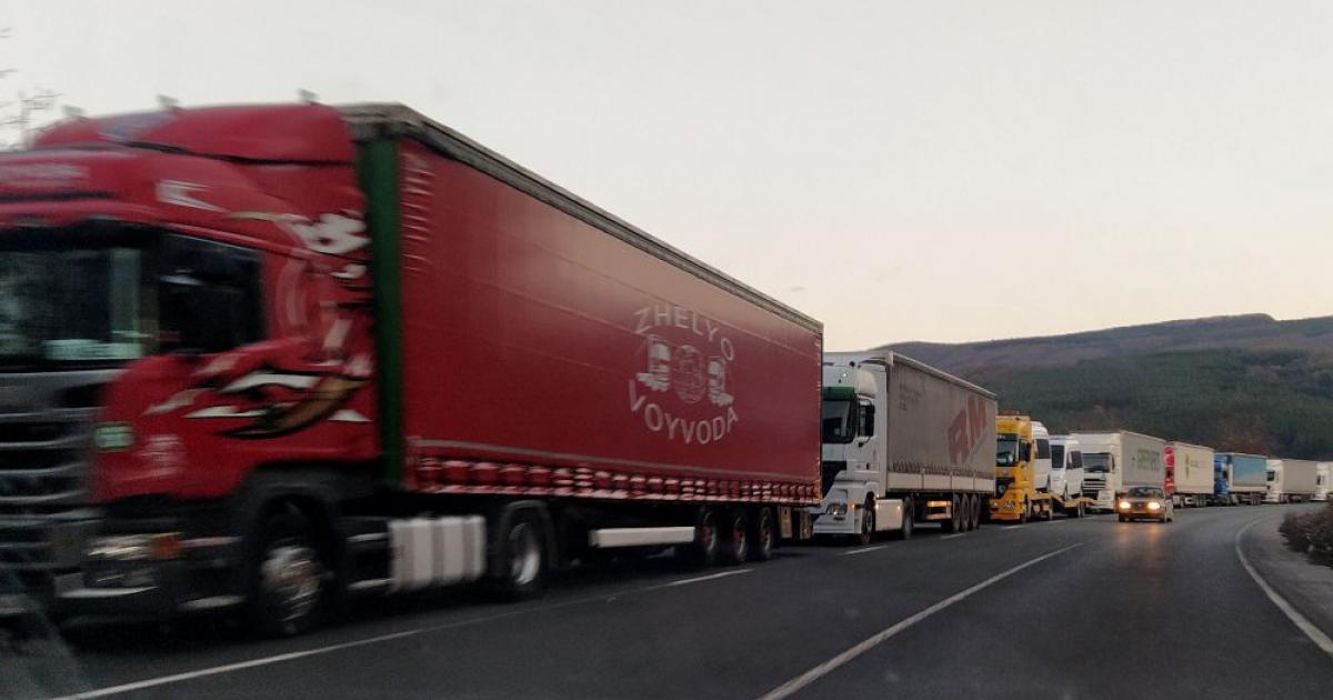 От днес влиза в сила изискването за връщането на камиона
