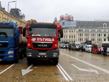 Държавата не се разплаща с пътните строители