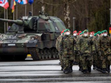 Украйна позволи на цивилни да се въоръжават
