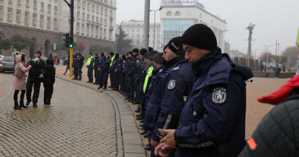 Бюджет 2022 Бюджет и финансиЗа 12 часа депутатите приеха само