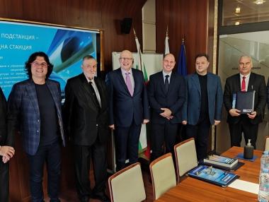 ЕСО иска да изгради 10 хил. станции за електромобили в България