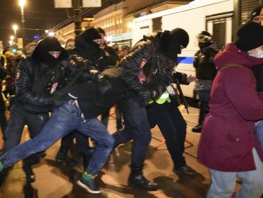 Има ли кой да спре Путин?