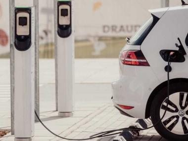 България ще изгражда зарядни станции за 60 млн. лв. с нова европрограма