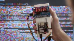 Докато Русия засилва кибератаките си срещу Украйна наред с военната