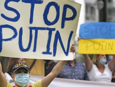 Кредитният рейтинг на Русия се срина до статут „боклук“