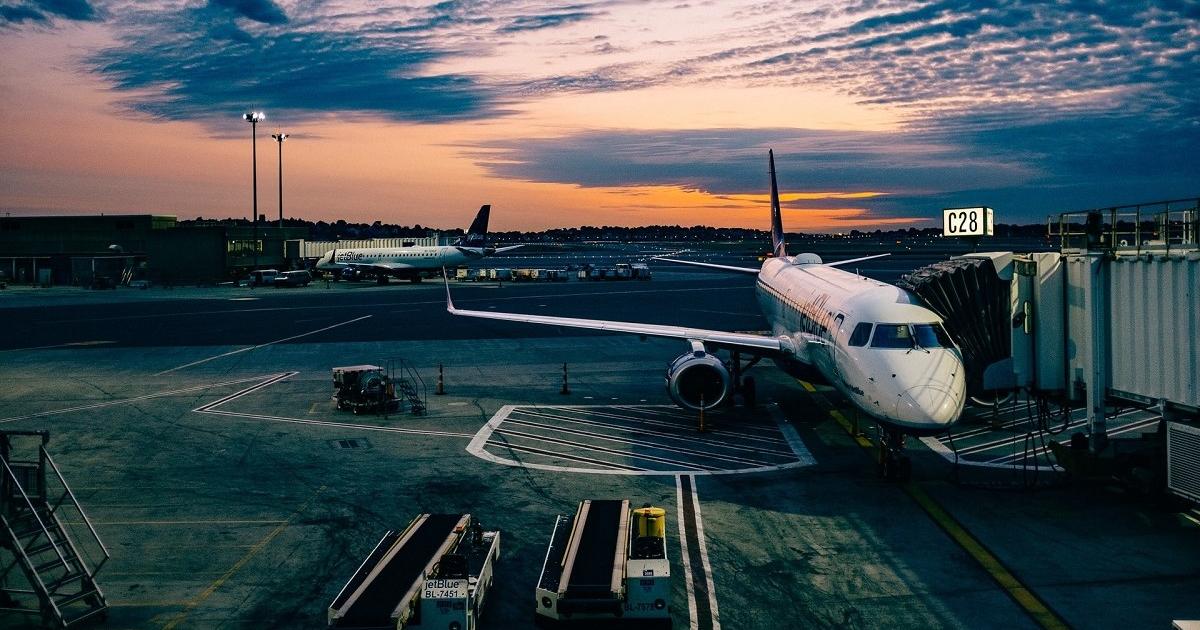 Авиоиндустрията все още трудно се съвзема от удара, който й