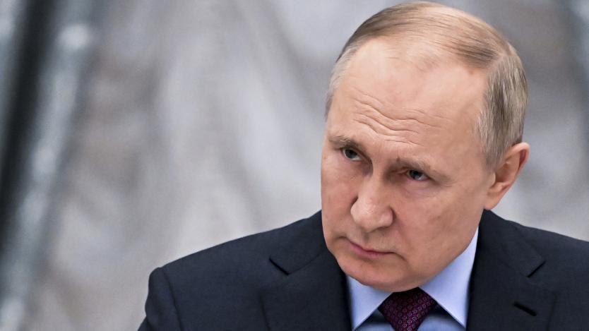 Путин привежда ядрените сили в готовност