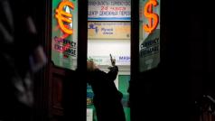 Руско украинска война ПолитикаУкрайна устоява на инвазията а Русия е все