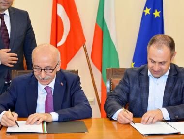 България и Турция увеличават годишната квота за превози на товари