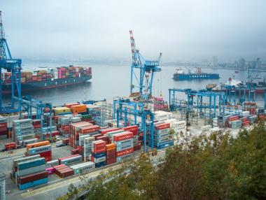 Войната в Украйна разтърсва глобалните вериги на доставки