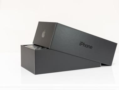 Войната оставя руснаците и без iPhone