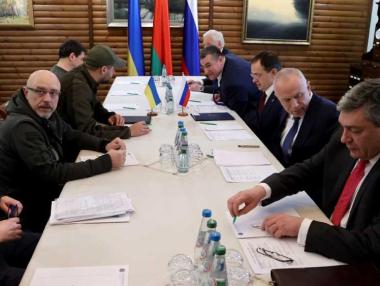 Първо споразумение: Русия и Украйна се договориха за хуманитарни коридори