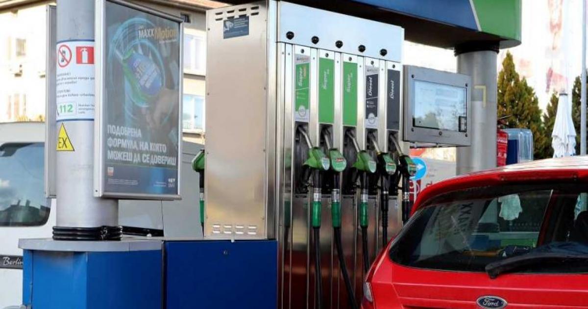 Петков обвини директно ГЕРБ за паниката с горивата в сряда&Pi;peмиepът