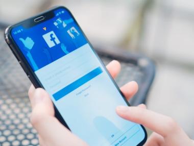 Русия блокира изцяло достъпа до Facebook