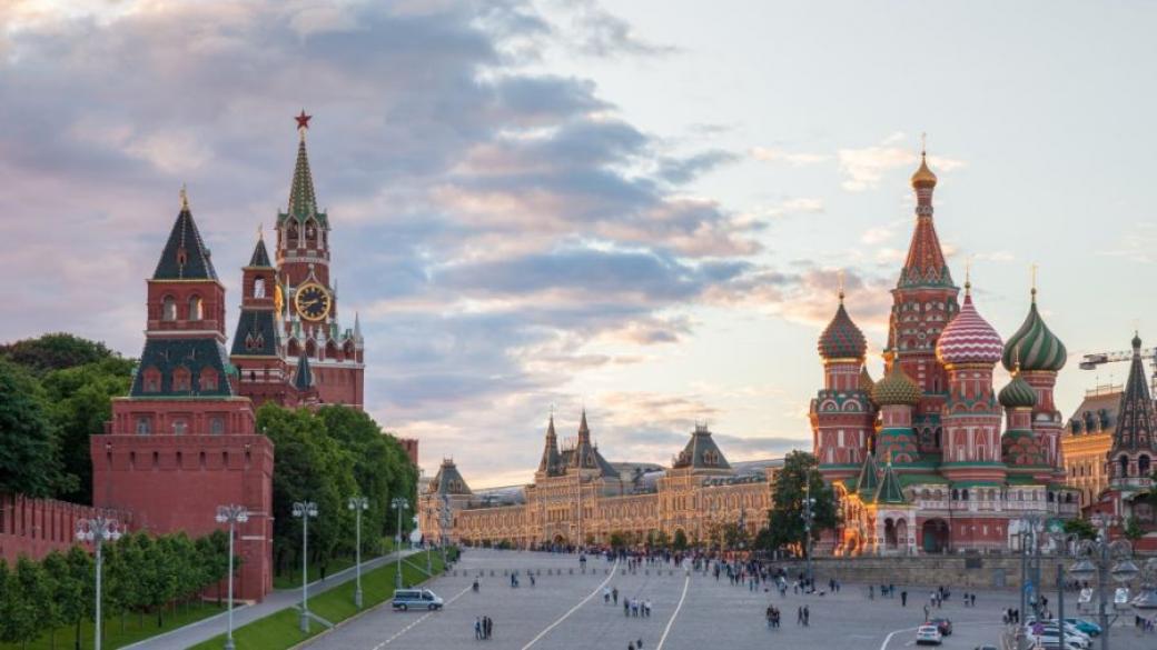 Moody's понижи кредитния рейтинг на Русия до „боклук“