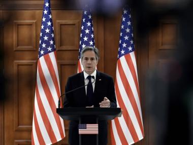 САЩ и Европа обсъждат забрана за внос на руски нефт