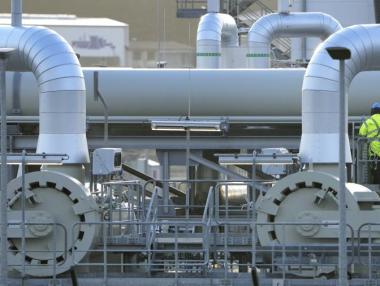 Газът в Европа поскъпна с 50% за ден