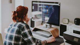 Кога служителят е задължен да полага извънреден труд и кога не?