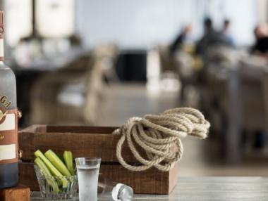 САЩ ще забранят вноса на руска водка и хайвер