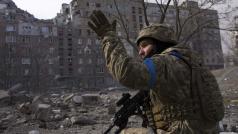 Руски и украински официални лица дадоха в неделя най оптимистичните си