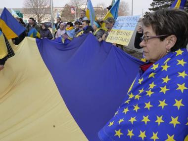 Западът и Украйна трябва да започнат да планират мира, който искат сега