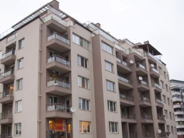 Вечерни новини: Войната охлажда имотния пазар; Форсмажорът на Нинова разтресе властта