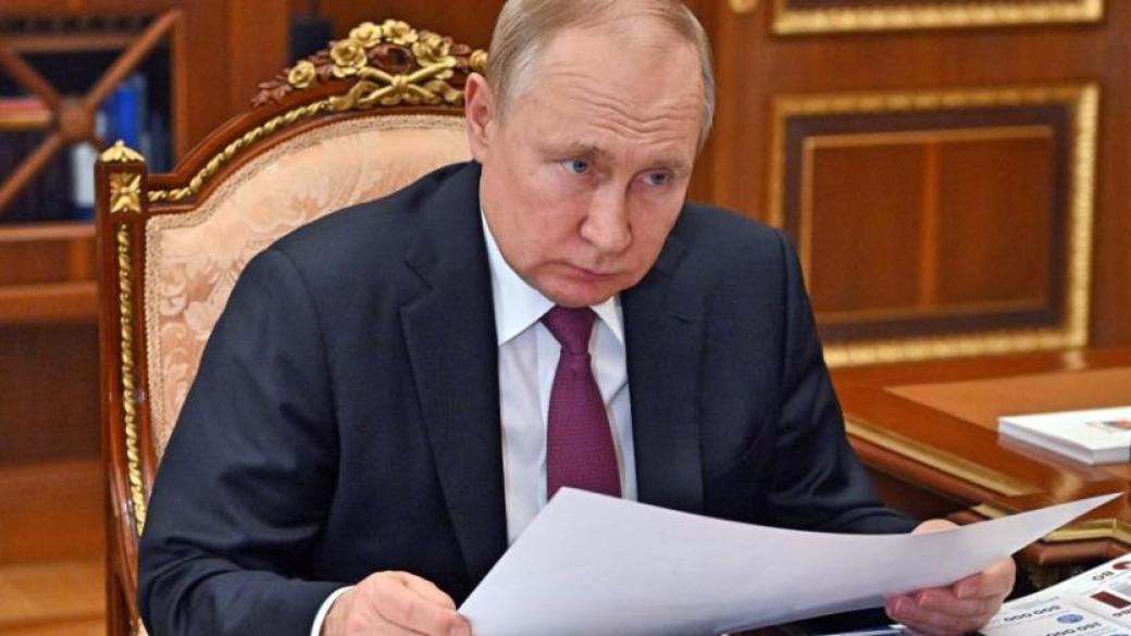 Путин: Неприятелските страни ще плащат за руския газ в рубли