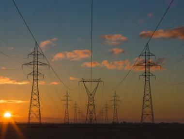 Защо овладяването на цените на електроенергията е толкова трудно