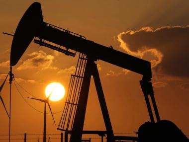 Локдаунът в Шанхай срина петрола с над 4%