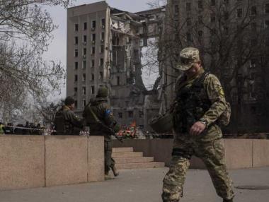 Войната ще свие украинската икономика с една пета