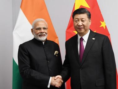 Русия и Западът се опитват да привлекат Китай и Индия на своя страна