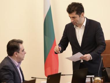 Кабинетът се провали при взимането на поредния 500-милионен заем