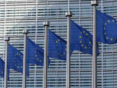 ЕК изготвя следващ пакет санкции със забрана на руския петрол