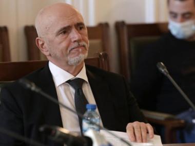 Събев смени ръководствата на още държавни фирми