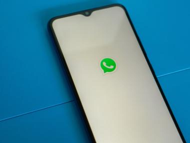 WhatsApp тества нова функция за работни групи