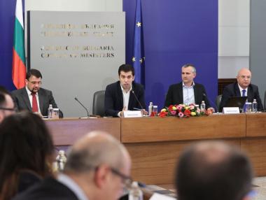 Петков установи, че пътищата са в окаяно състояние