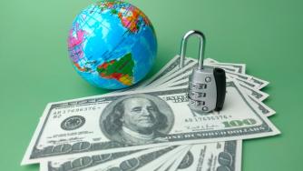 Доларът постави многогодишен рекорд спрямо основните валути