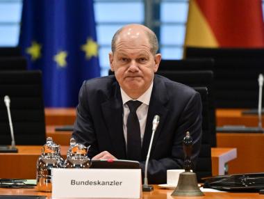 Шолц: Ембаргото върху руската енергия няма да спре войната на Путин