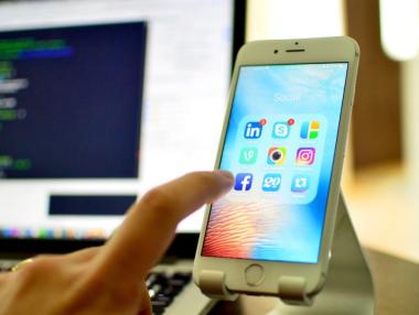 ЕС въвежда нови правила за ограничаване на незаконното онлайн съдържание