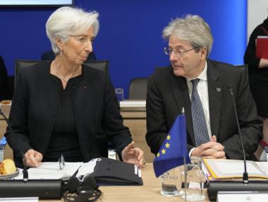 ЕС цели да се откаже от руските петрол и газ до 2027 г.