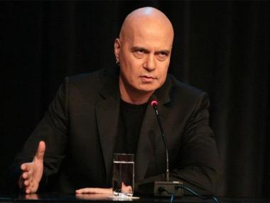 „Идеята на Петков да се дарява за оръжие е чудовищна глупост“