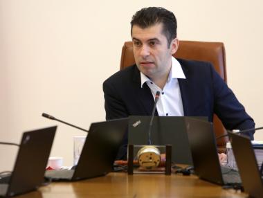 Посещението на Петков в Украйна стана още по-безсмислено