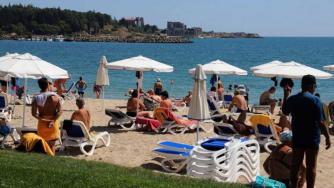 Хотелиерите искат таван на печалбата от такса „шезлонг“