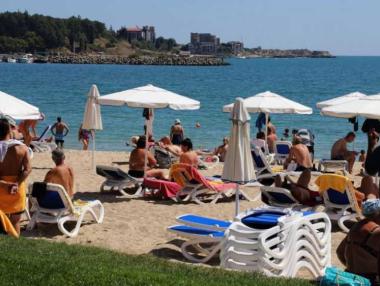 Хотелиерите искат таван на печалбата от такса „шезлонг“