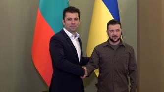 Петков уреди цялото зърно на Украйна да минава през България