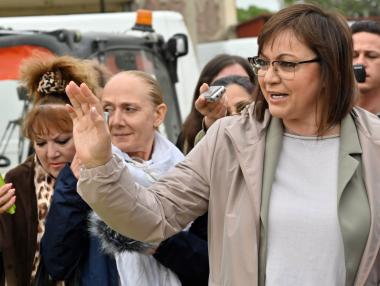 БСП напуска коалицията, ако България прати оръжие на Украйна