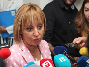 Сравнявайки кабинета „Петков“ с ГЕРБ – Мая Манолова учреди своя партия