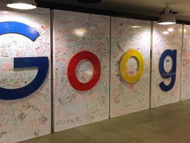 Как големите технологични гиганти правят милиардите си? (графика)